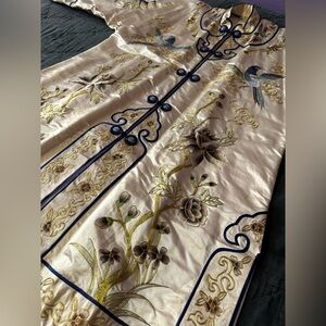 SOLD- Vintage Mid Century Hand Embroidered Chinese Silk Rayon Jacket